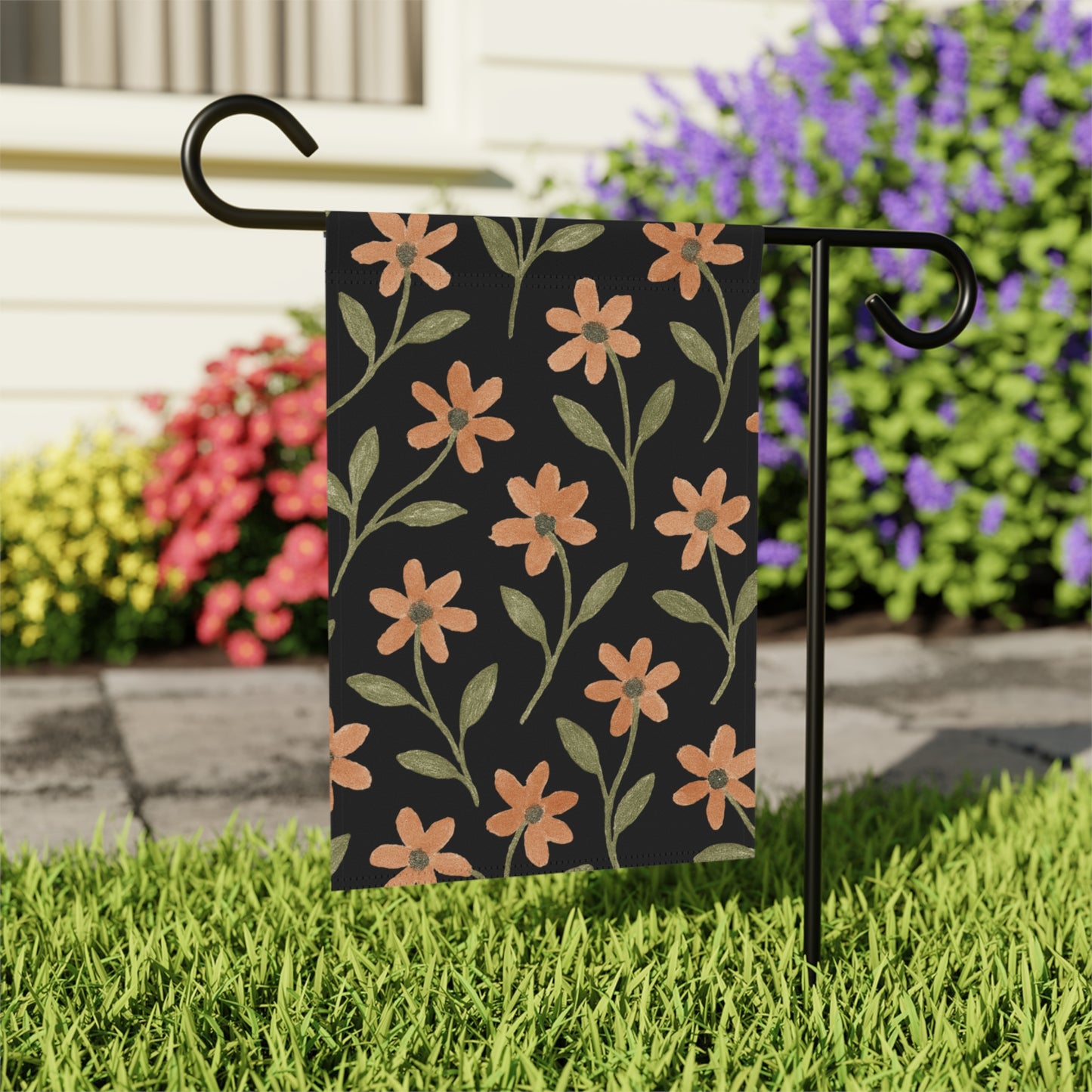 Floral Garden Banner - Black and Yellow Flower Design for Home Decor